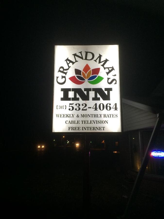 Grandmas Inn トリントン エクステリア 写真